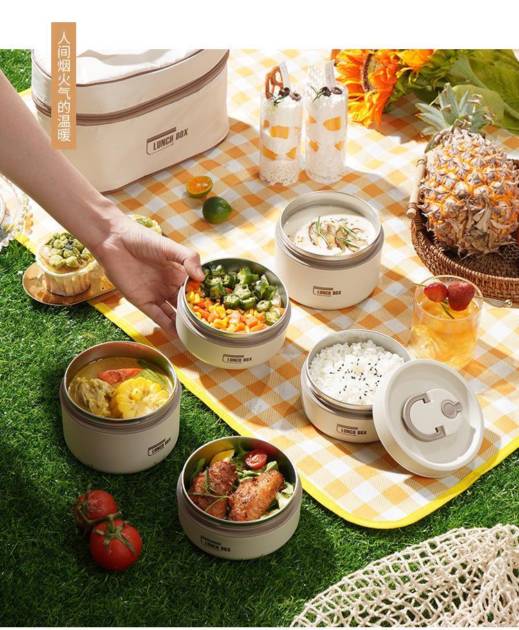 Portable insulated lunch lunch box