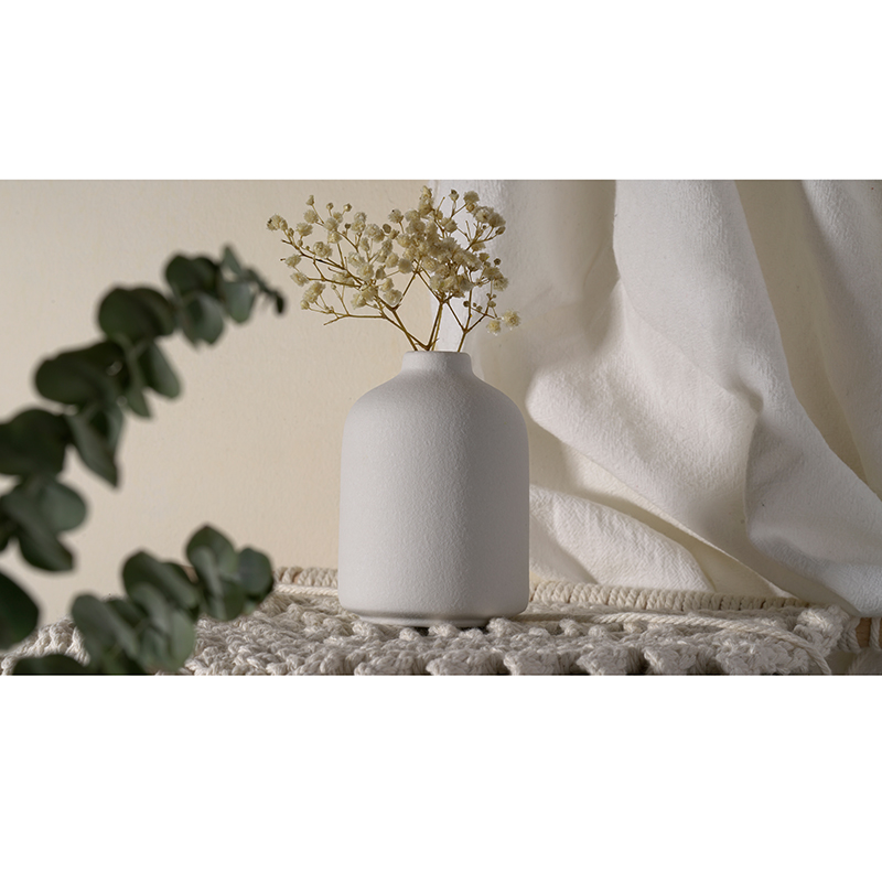 Simple Ceramic Flower Vase