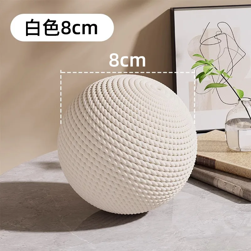 White8CM